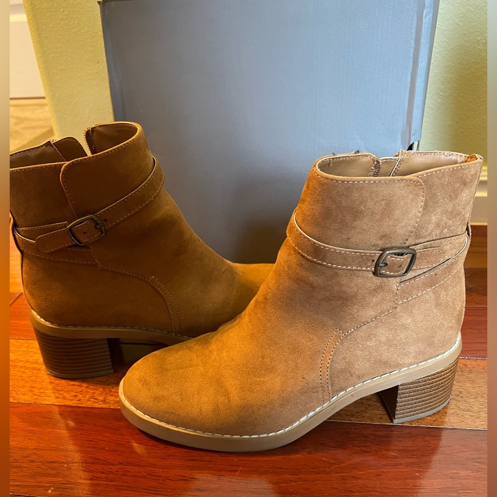 Ann Taylor Loft Ankle Riding Boots Excellent Condition Size 8